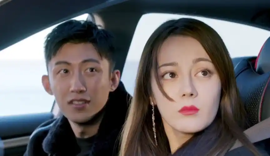 热巴恋情再曝新瓜!