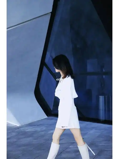 163cm110斤苹果型微胖女生穿搭