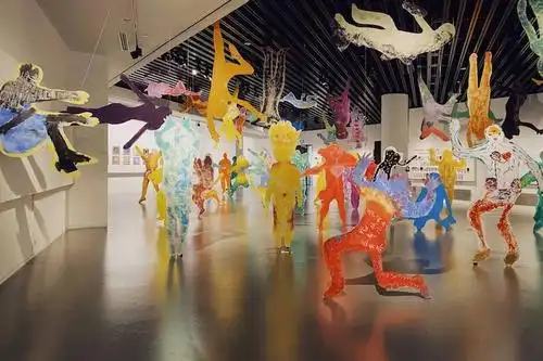 美术馆里的疗愈艺术开启艺术与内心的交流