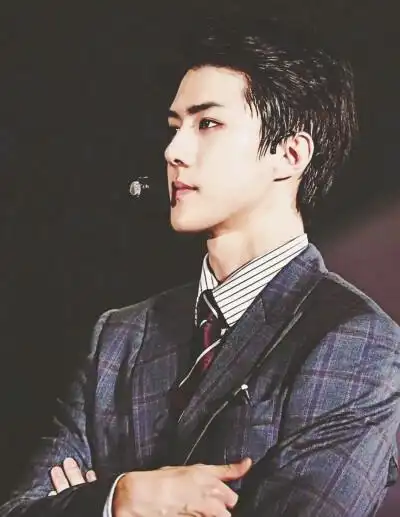 吴世勋 壁纸 港风