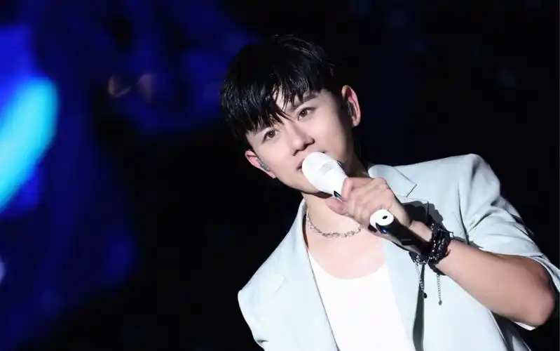 【张杰】广州演唱会|《过云雨》惊喜清唱,老粉才懂的梗|4k杜比视界