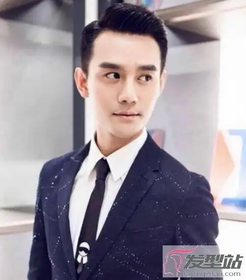 男生短发小背头发型简约酷炫潮男都这样剪