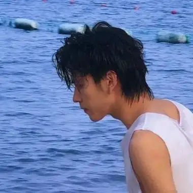 高质量ins韩系温柔男头高清图集气质出众帅哥暖男头像图片