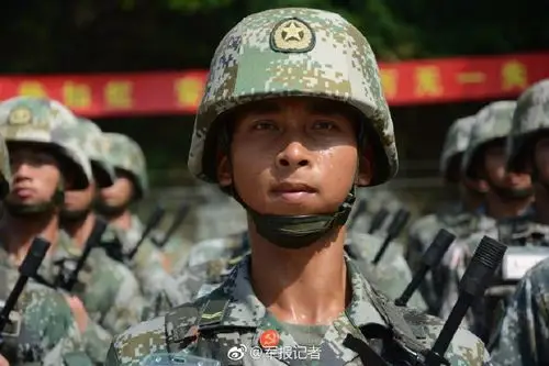 驻香港部队退伍战士为救落水者壮烈牺牲