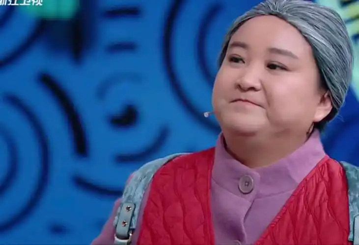 宣布退休现场被问到会不会看自己的小品宋丹丹是这样回答的