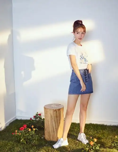 明星金晨,代表作品包括 青丘狐传说/无心法师 花样姐姐第二季/花样