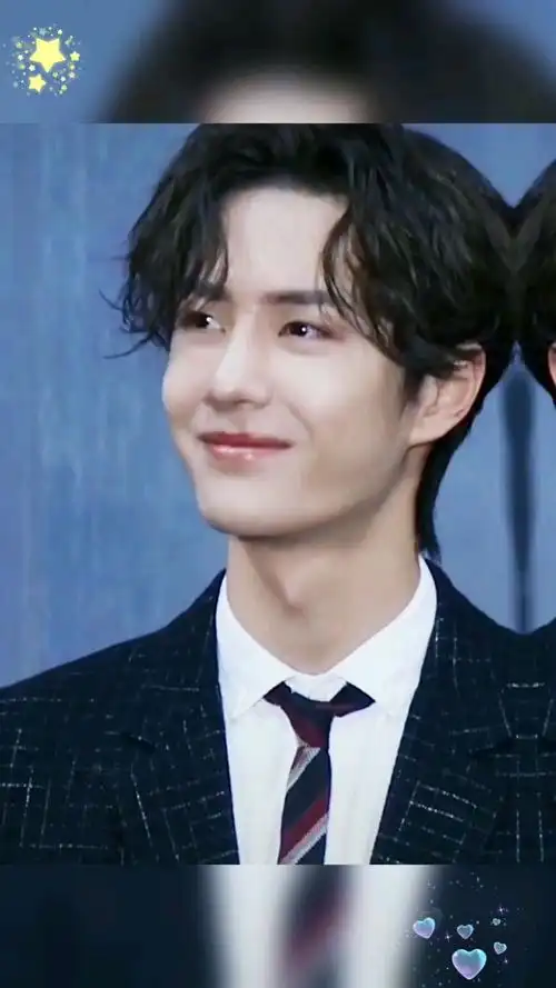 王一博笑起来好甜,看到心都融化了