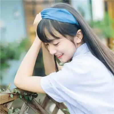 女生唯美小清新头像2020仙气十足 涣散的瞳孔残留着你的笑容