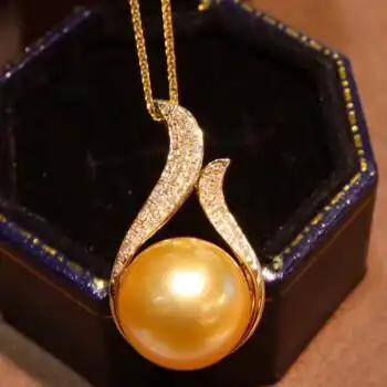 南洋半岛南洋金珍珠吊坠海水珍珠项链18k金镶嵌钻石轻奢名媛锁骨链送