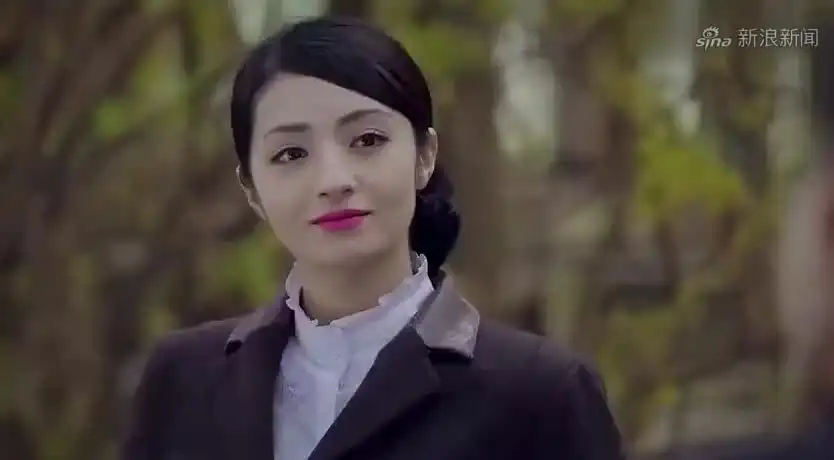 热血:姑娘神枪手,没想第一次用狙击枪后坐力太强,人都直接弹倒