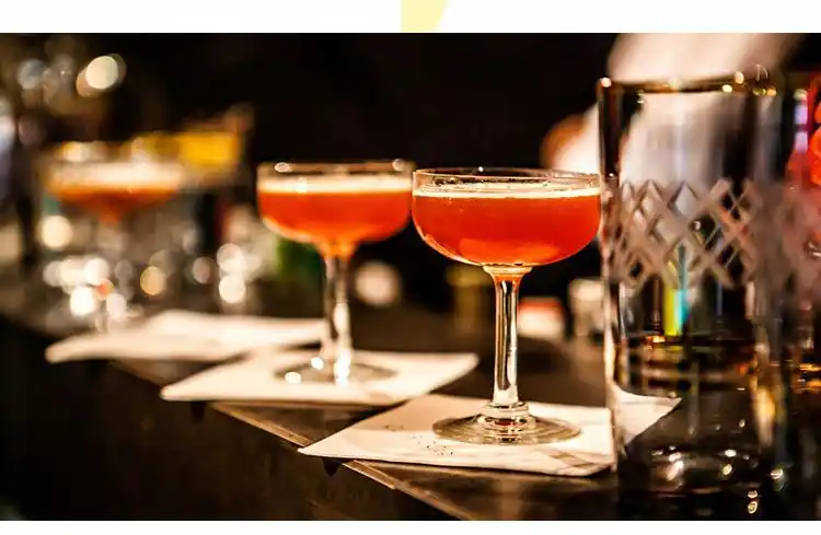 6瓶h&y鸡尾酒朗姆酒套餐预调酒洋酒鸡尾送开瓶器整箱包邮酒类