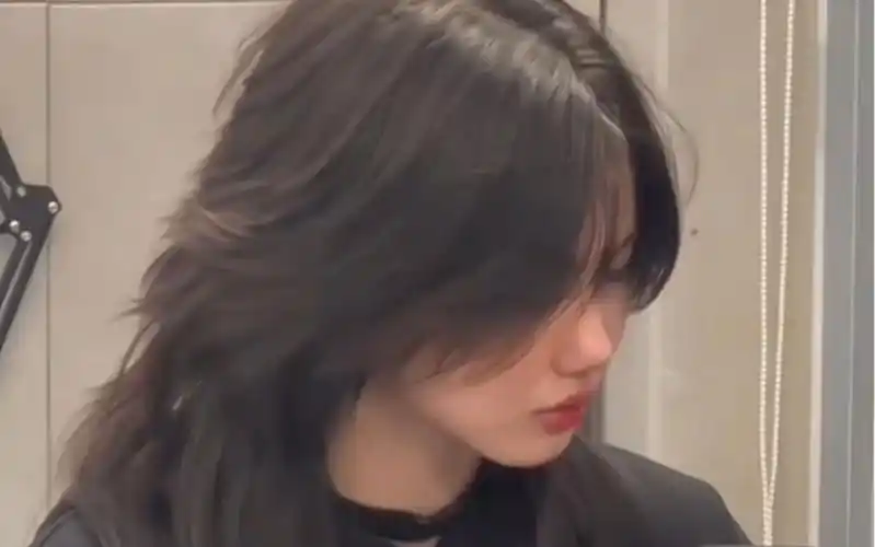 不一定斩男但是一定斩女的长款狼尾鲻鱼头