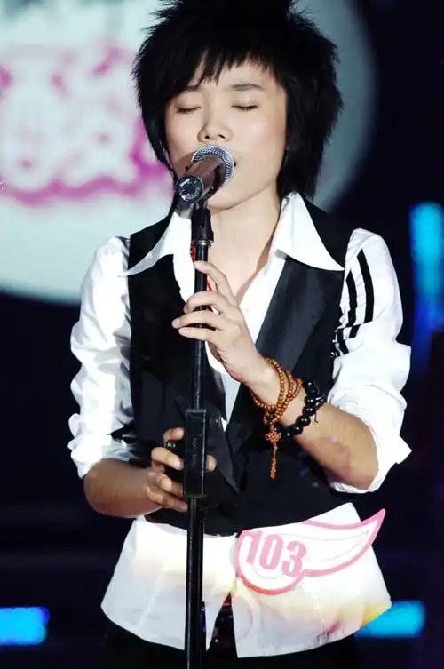 影音娱乐 音乐 2006超级女声专题 正文许飞深情演唱  点击此处查看