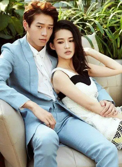 李沁现任男友是谁?除了魏大勋全是男神李沁绯闻男友盘点