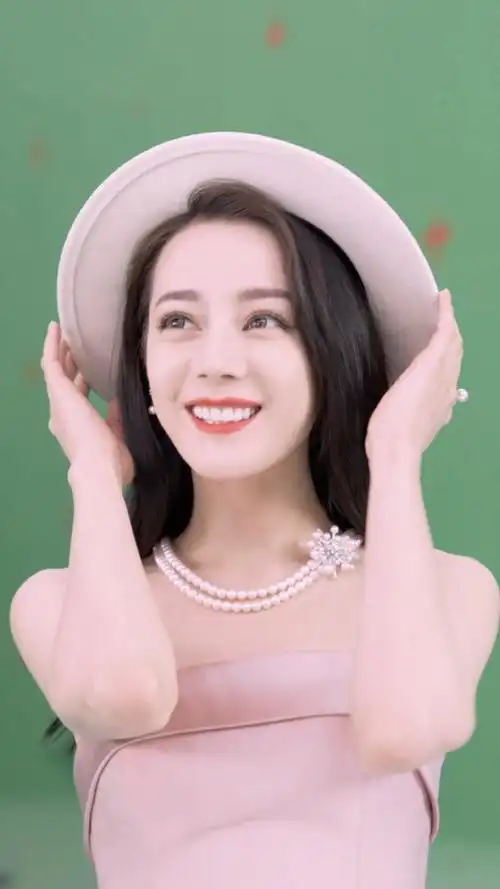 迪丽热巴希腊女神妆#请允许我安利一下甜美可爱迪丽热巴小公主