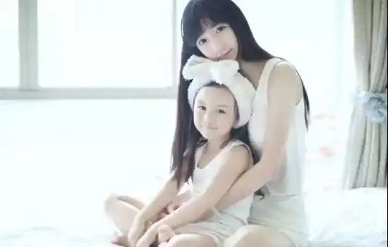 刘楚恬妈妈高冰水照片刘楚恬是怎么被发现的