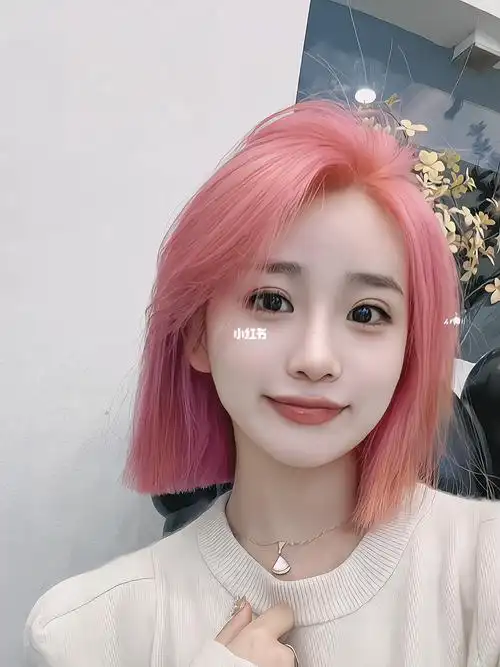 光泽亮丽高颜值的女生更给她添加魔力心动91颜色操作头发须漂到9度