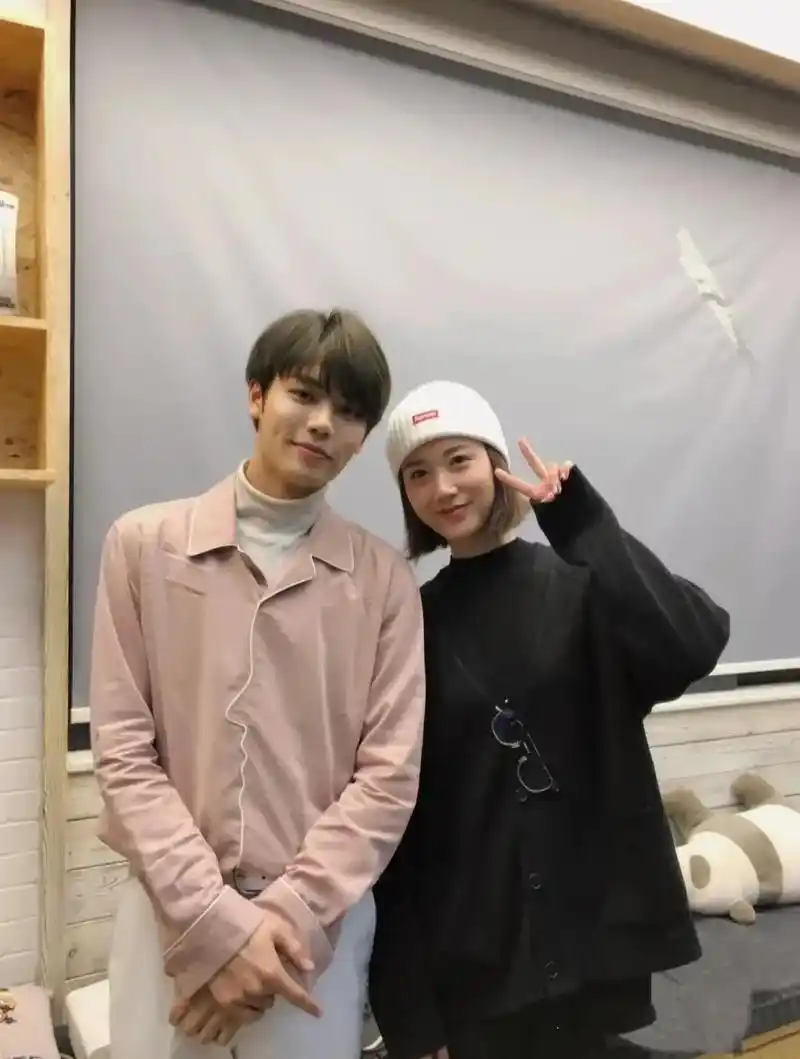 一些我没有见过的合照 不愧是帅橘7815#林彦俊  - 抖音