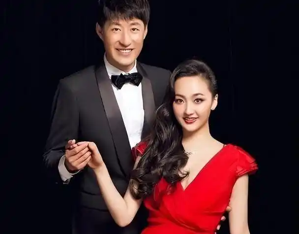 演员于震:前妻方柏霓污蔑我"家暴男",二婚媳妇辛月爱我如珍宝