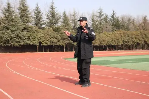 【特警七大队七中队】强素质展风采 聚警心树警威
