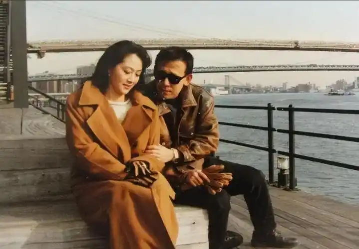 回顾著名演员王姬不图名不图利只求自己能比儿子多活一天