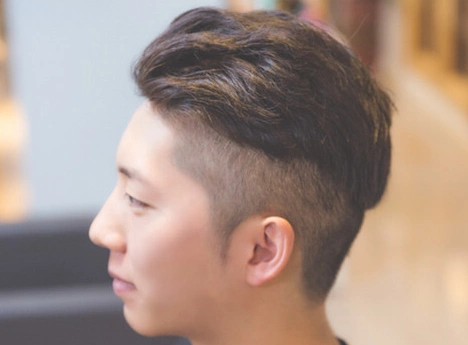 男生自然卷发型大全但卷得有规律像明星的发型