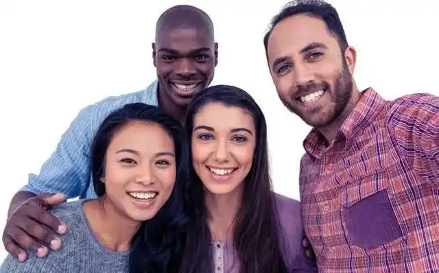 德国解剖学家提出来了关于人种的一个概念,将人的肤色可以分为三种人