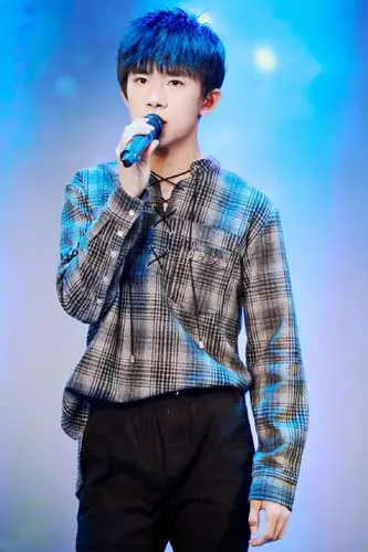 tfboys易烊千玺深情演唱你说图片