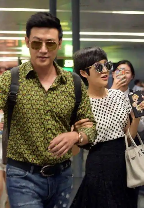 鲍蕾这身材女人堆里少有!