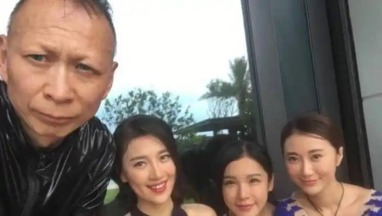 "的演员:有人被丈母娘赶出门,有人差点被打死_杜旭东_李明启_颜冠英