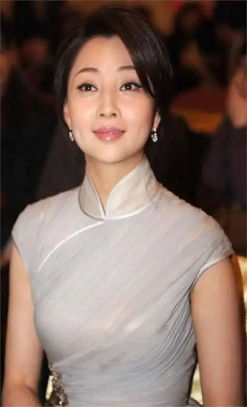 越老越有韵味女明星:许晴的臀,殷桃的唇,中年尤物当属这几位