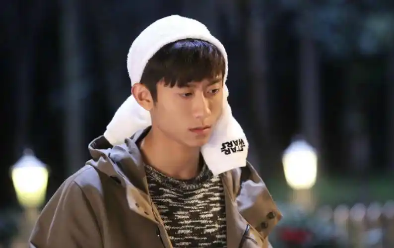 从"演技扛把子"到如今无戏可拍,张一山,到底做错了什么?