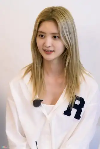 [exid][分享]180307 exid越南采访照公开 四人四色美颜撩人