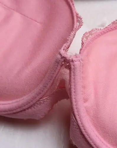 她唯eslily内衣专场深粉色典雅蕾丝3/4厚杯文胸uz2566-078_唯品会