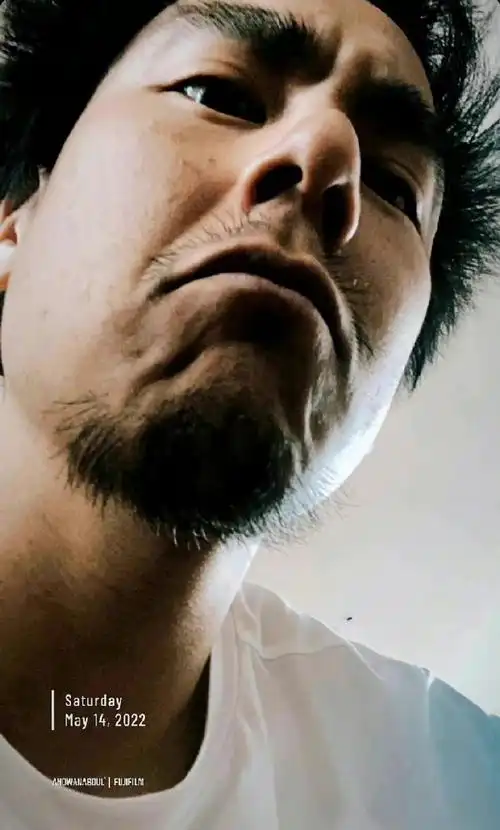 彭于晏放飞自我型自拍