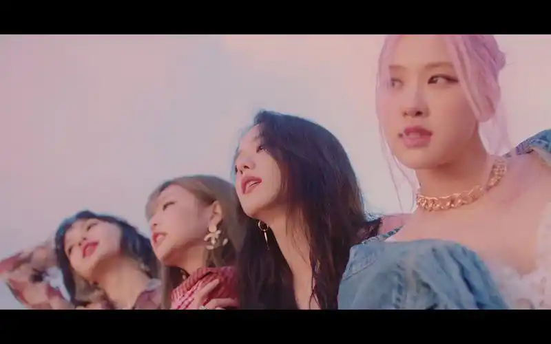 女团【blackpink】粉墨 - 《lovesick girls》 4k mv_哔哩哔哩