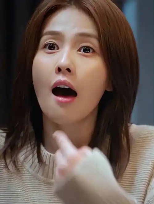 半是蜜糖半是伤白鹿睡沙发罗云熙住卧室还反锁门白鹿太逗