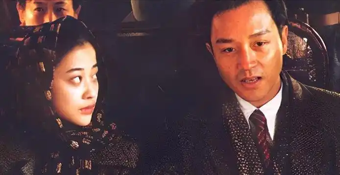 回顾梅婷:拒绝名导演,为前夫花400万,二婚嫁摄影师幸福圆满