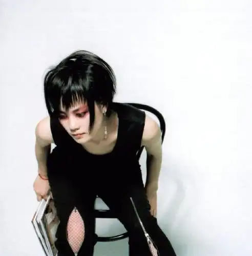 来看看1997年的王菲,真·潮流,菲姐高级且前卫