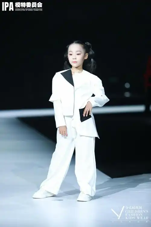 贵阳花溪区儿童形体模特培训学校贵阳花溪区小孩模特培训班哪家比较好