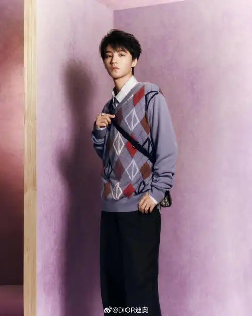 迪奥品牌大使王俊凯
