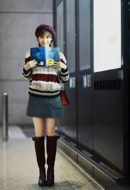 还得看王子文,真不愧是小个子穿衣"鼻祖",显高又时髦_颜色_鞋子_衣服