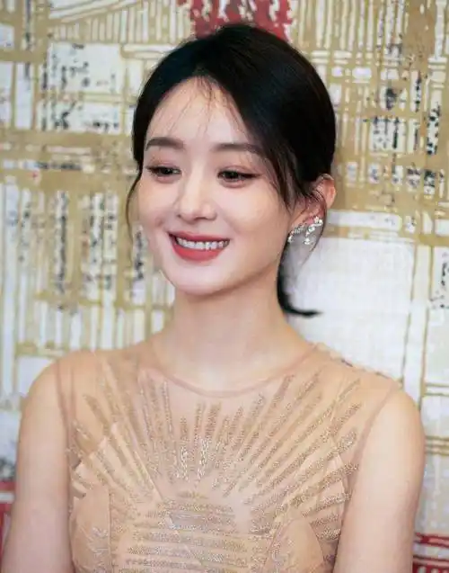 赵丽颖已经面目全非了!