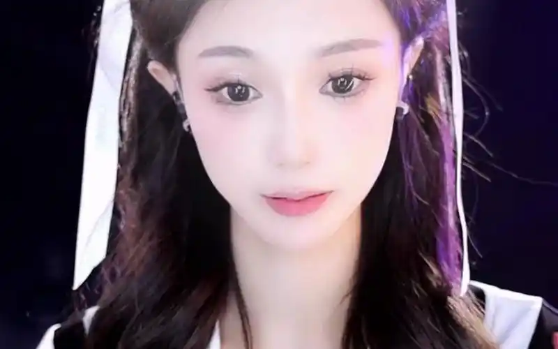 万万 .的抖音直播间 - 抖音直播