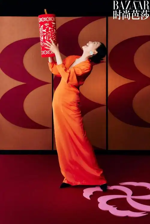 芭莎拍的陈瑾和刘敏涛两位资深女演员的成熟魅力