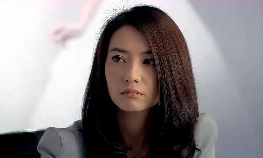 高圆圆在《咱们结婚吧》中的唯美剧照,女神太漂亮了!