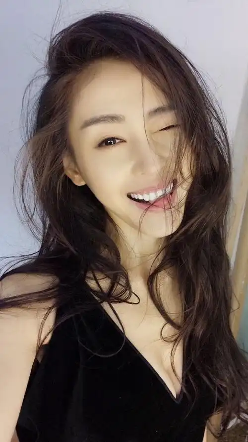 爱笑的女孩运气不会太差 & 张天爱