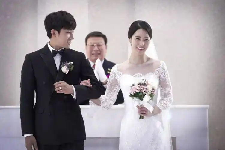 靠演"恶女"碾压影后,这热度是她该得的_林智妍_秋尚恩_院子