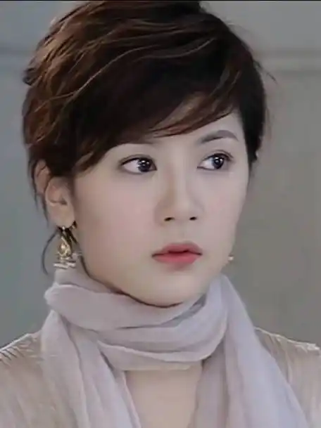 女神贾静雯太美了 短头发灵动漂亮 长发短发都好看