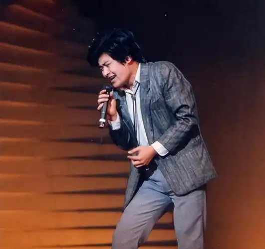 歌手刘欢偏爱说相声却成乐坛大佬如今对女儿心有遗憾